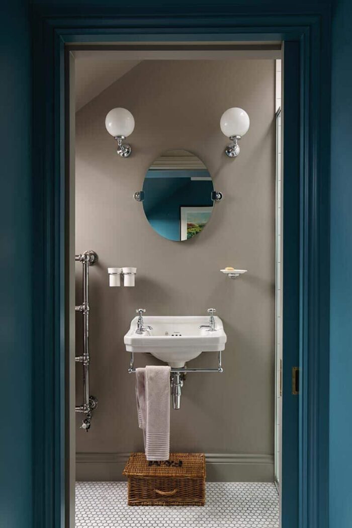 Farrow & Ball Worsted 284