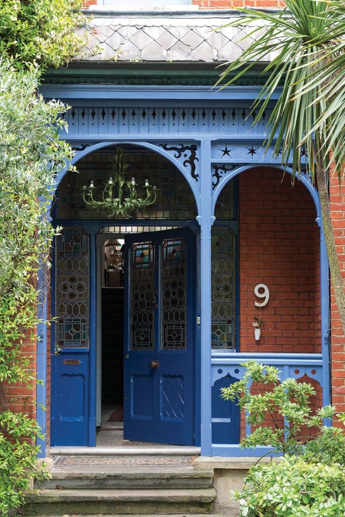 Drawing Room Blue 253EXEG Pitch Blue 220EXEG