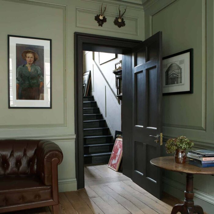 Farrow and Ball French Gray #18