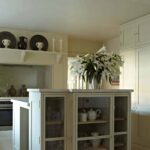 Farrow and Ball Off White #3