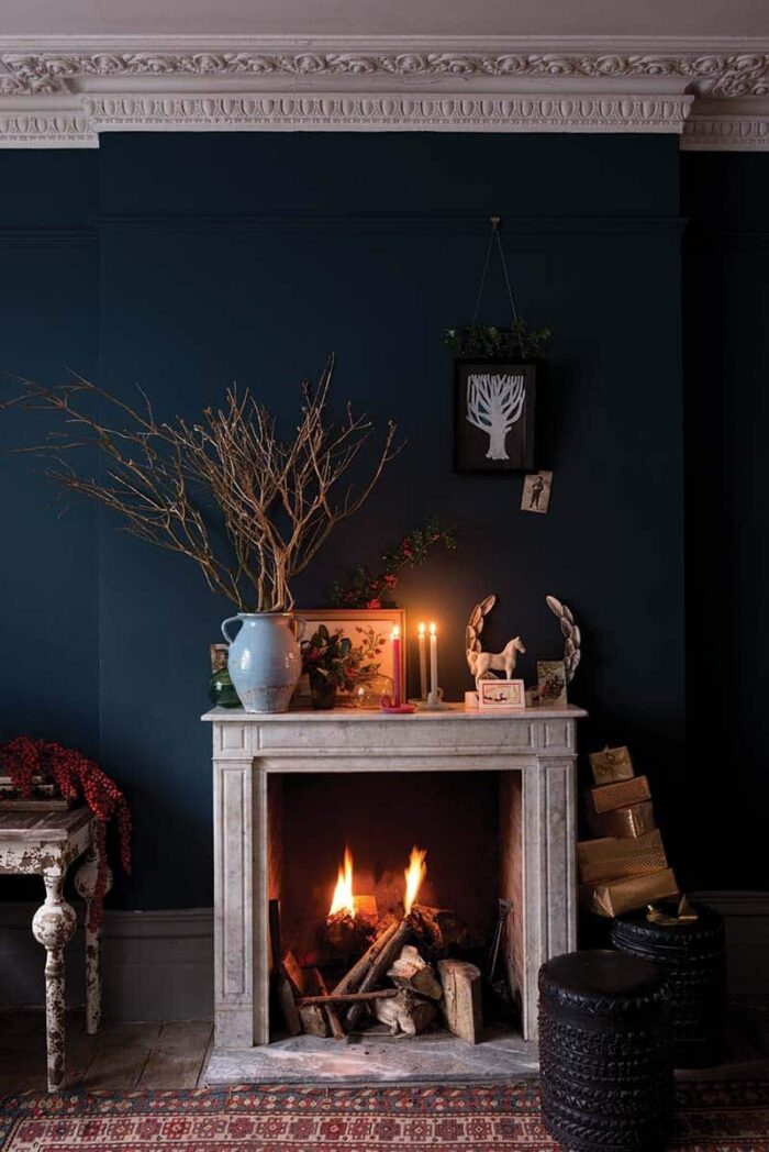 Farrow and Ball Hague Blue Kamin