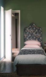 Gestrichen in Olive 13 & Clunch 2009 Liberty Stoffdesigns: Poppy Meadowfield, Pewter Blue