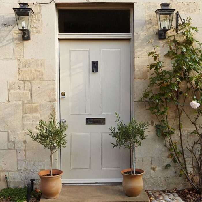 Farrow and Ball Stony Ground 211