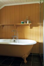 India Yellow im Badezimmer