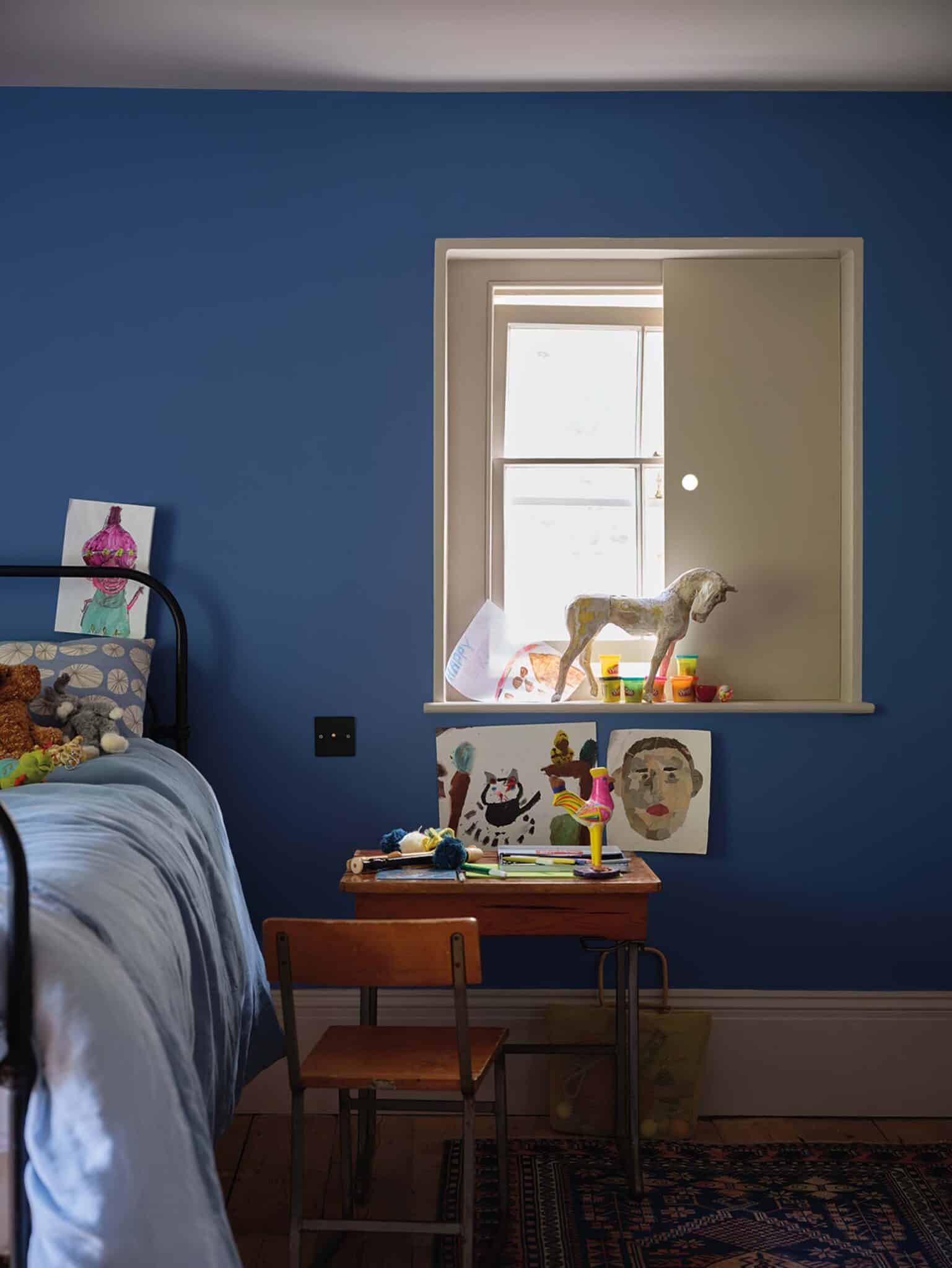 Ultra marine Blue Farrow and Ball Ultra marine Blue Farrow and Ball